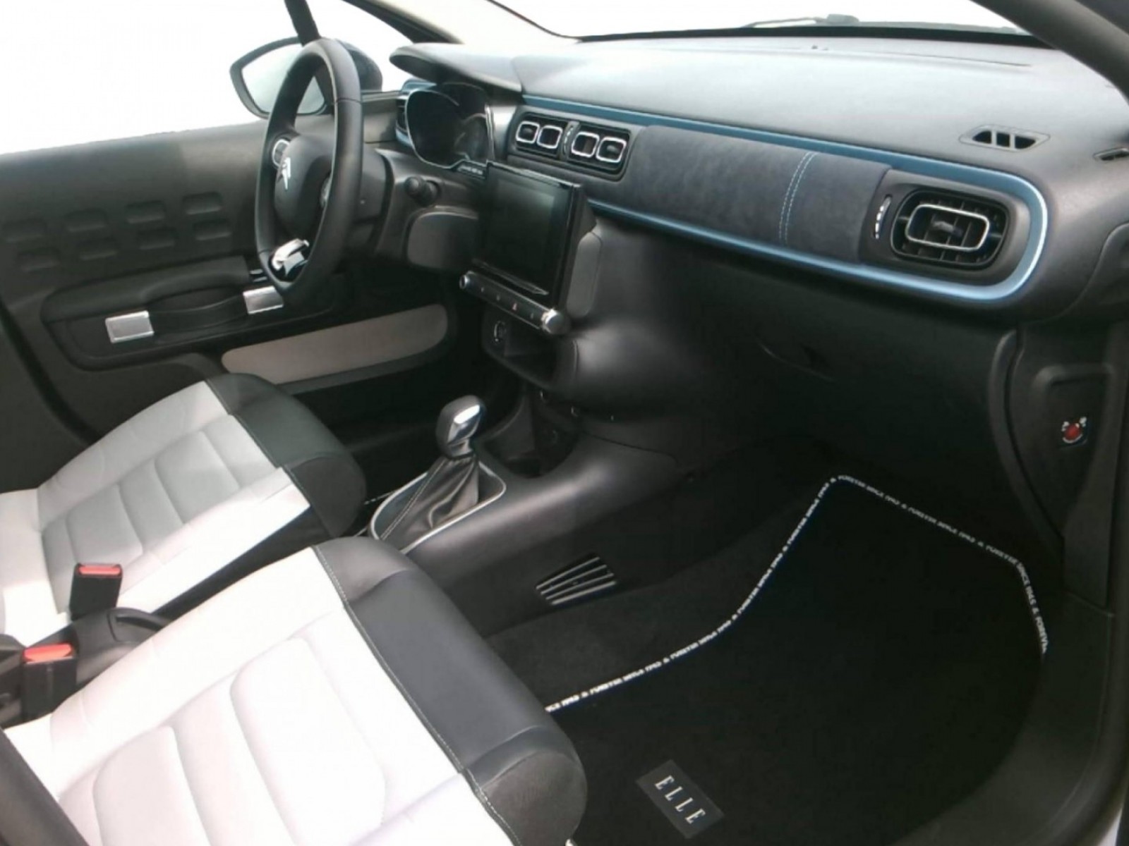 CITROEN - C3 - #670679 - 10
