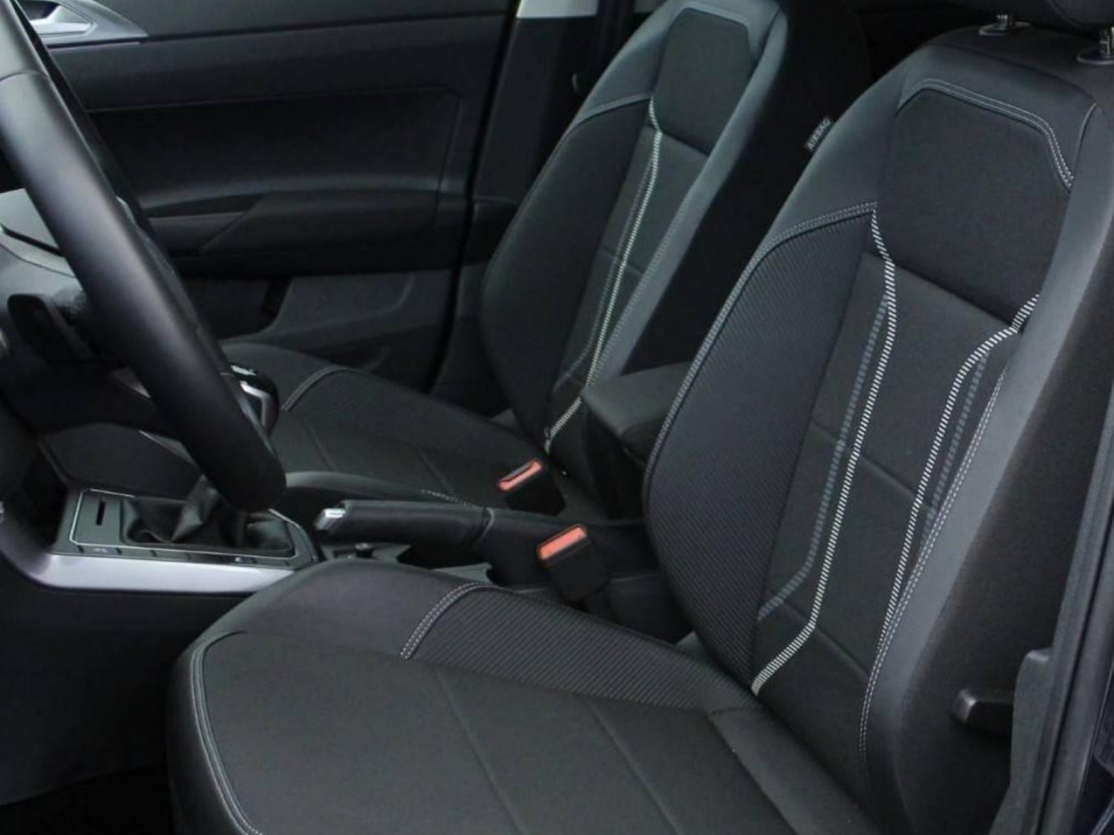 VOLKSWAGEN - TAIGO - #681089 - 6