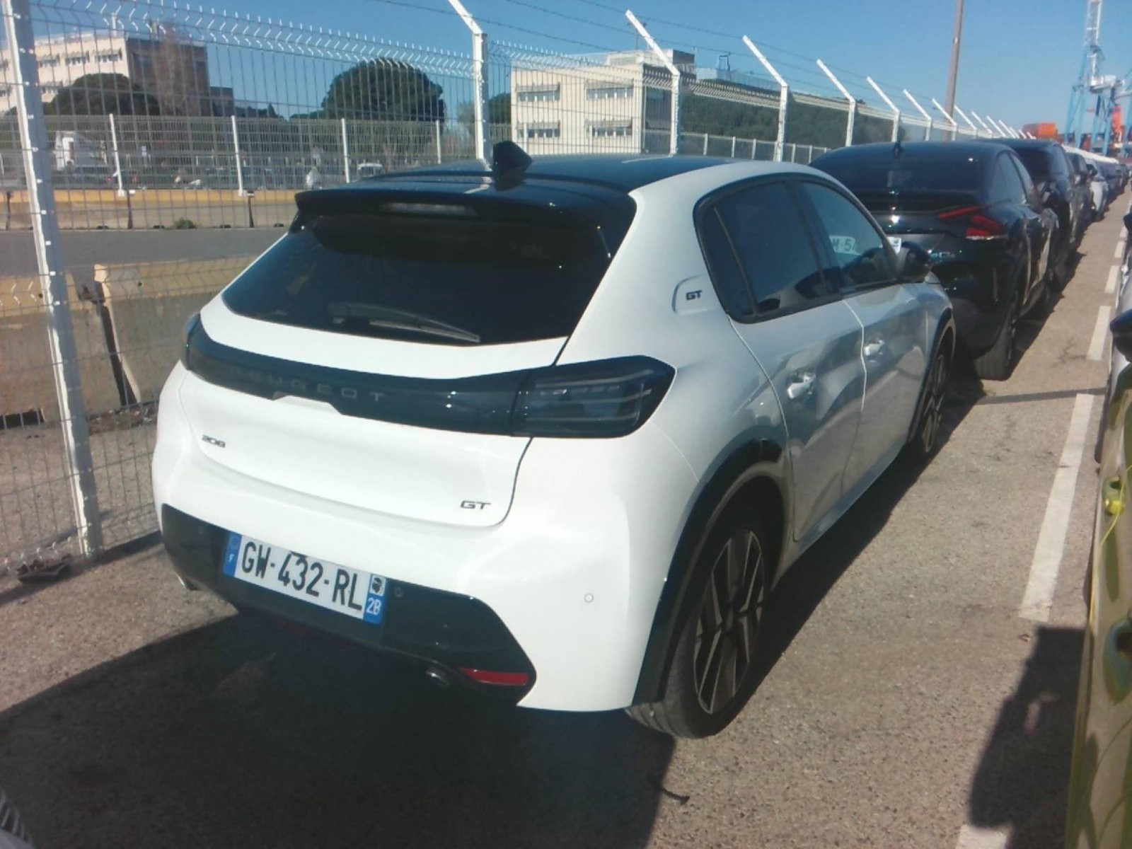 PEUGEOT - 208 - #665067 - 1
