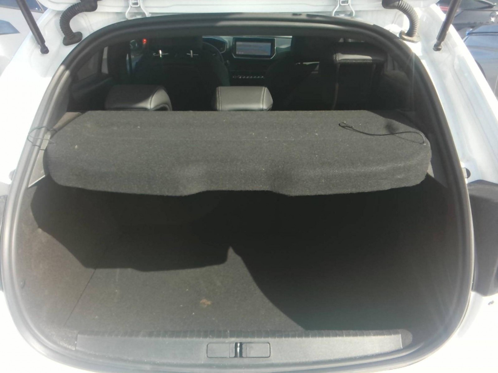 PEUGEOT - 208 - #665065 - 4