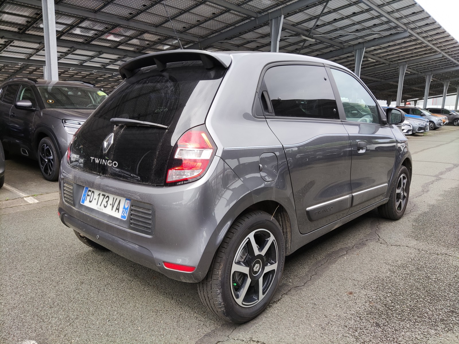 RENAULT - TWINGO III - #172536 - 3