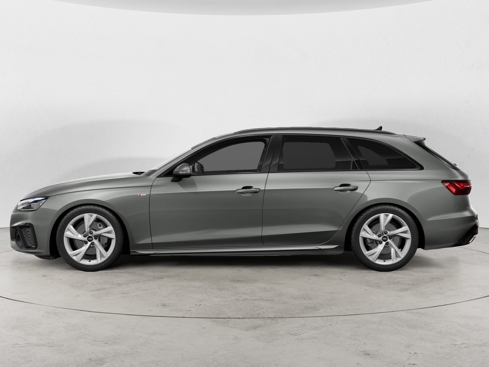 AUDI - A4 AVANT - #673017 - 2