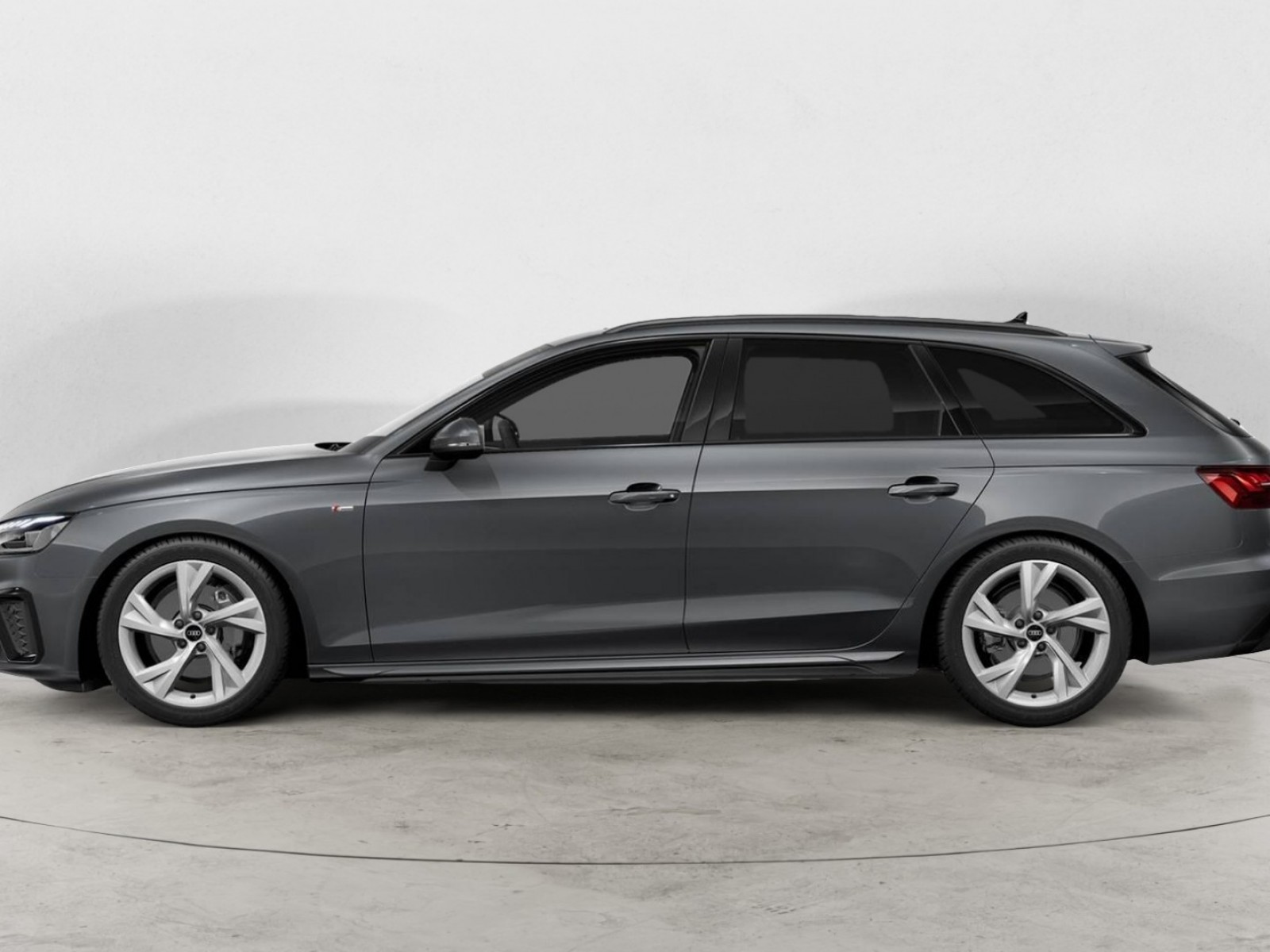 AUDI - A4 AVANT - #673002 - 10