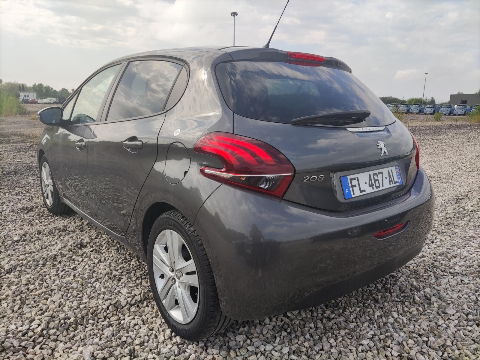PEUGEOT - 208 - #173527 - 2
