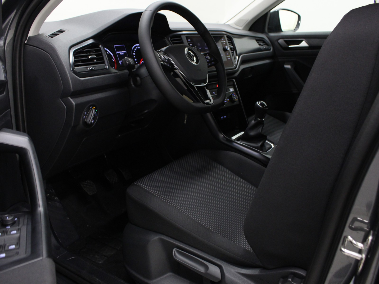 VOLKSWAGEN - T-ROC - #170463 - 3