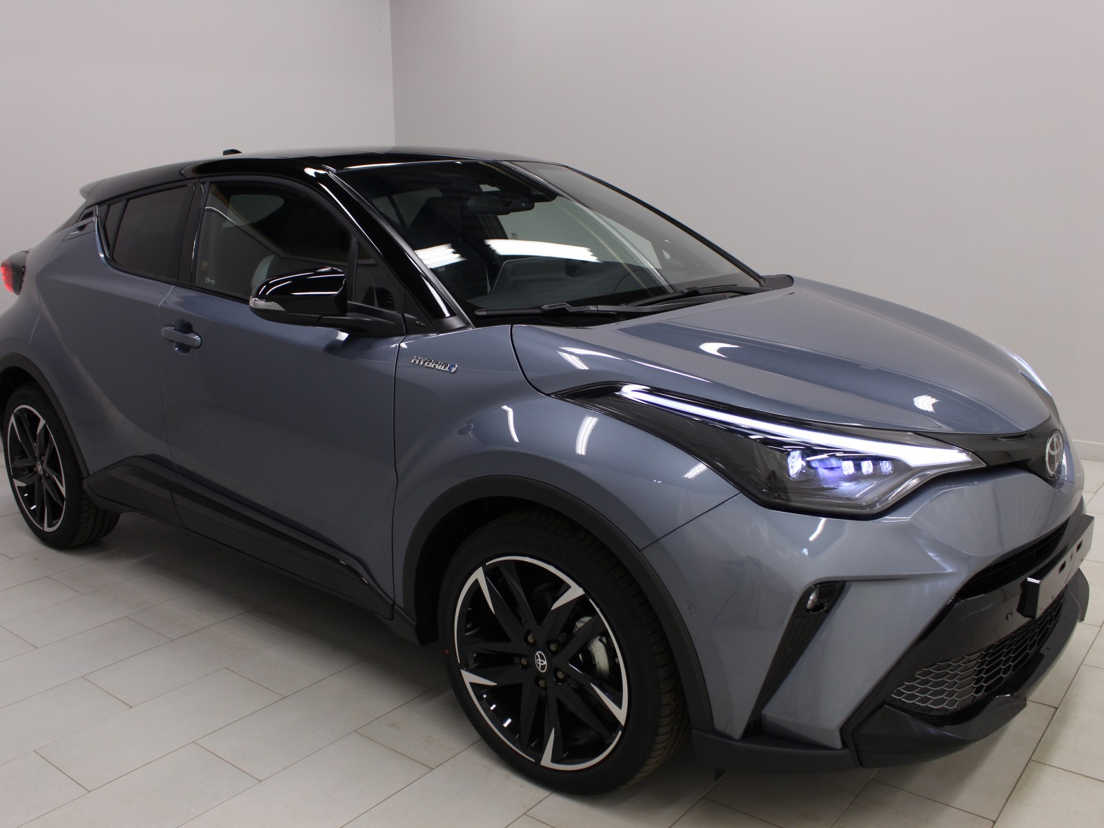 TOYOTA - C-HR HYBRIDE MY20 - #169111 - 1