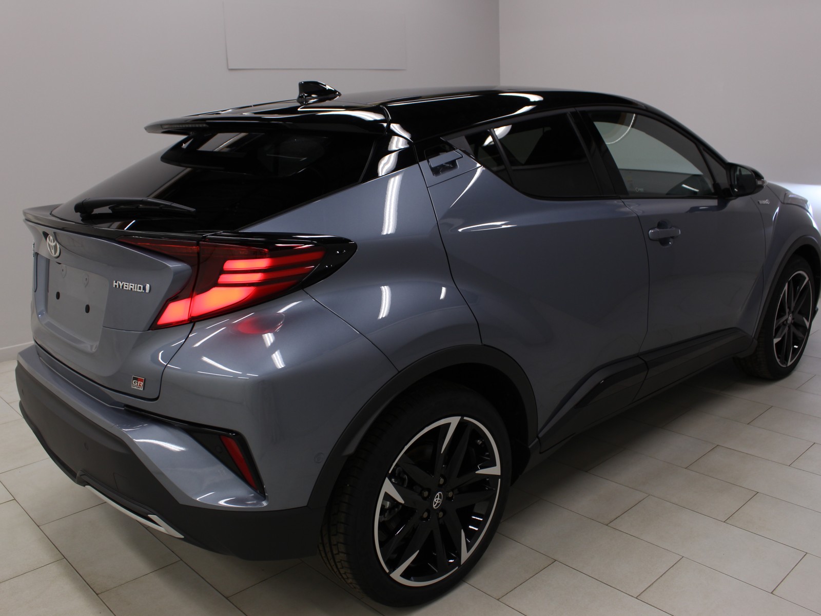 TOYOTA - C-HR HYBRIDE MY20 - #169111 - 3