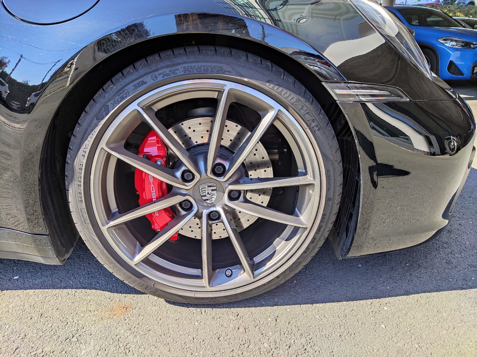PORSCHE - 911 CARRERA COUPE 992 - #174170 - 4