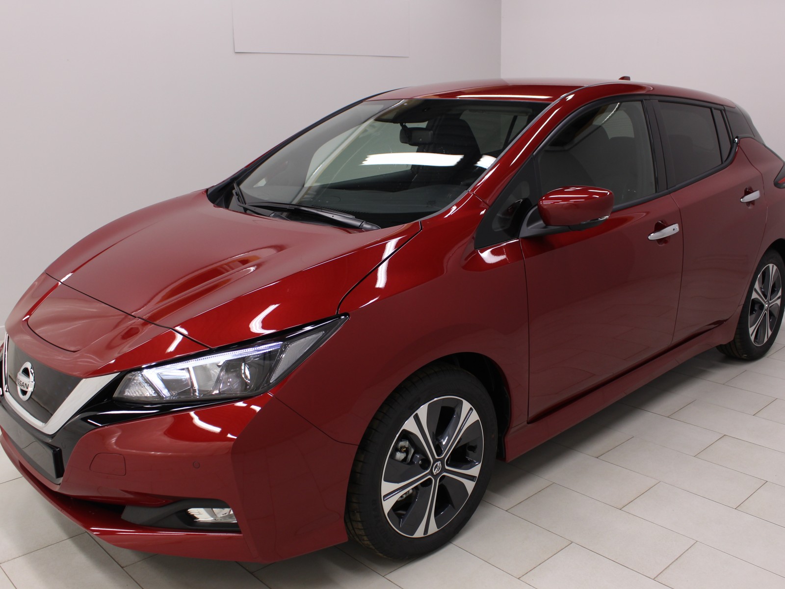 NISSAN - LEAF 2021.5 - #174198 - 0