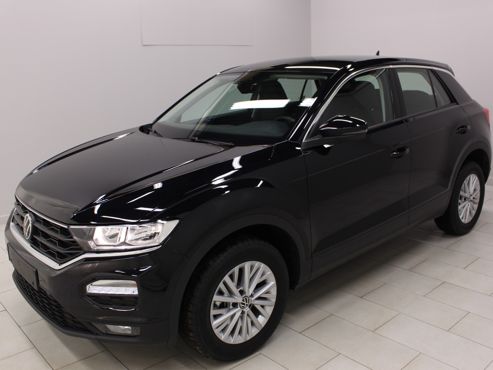 VOLKSWAGEN - T-ROC - #171029 - 0