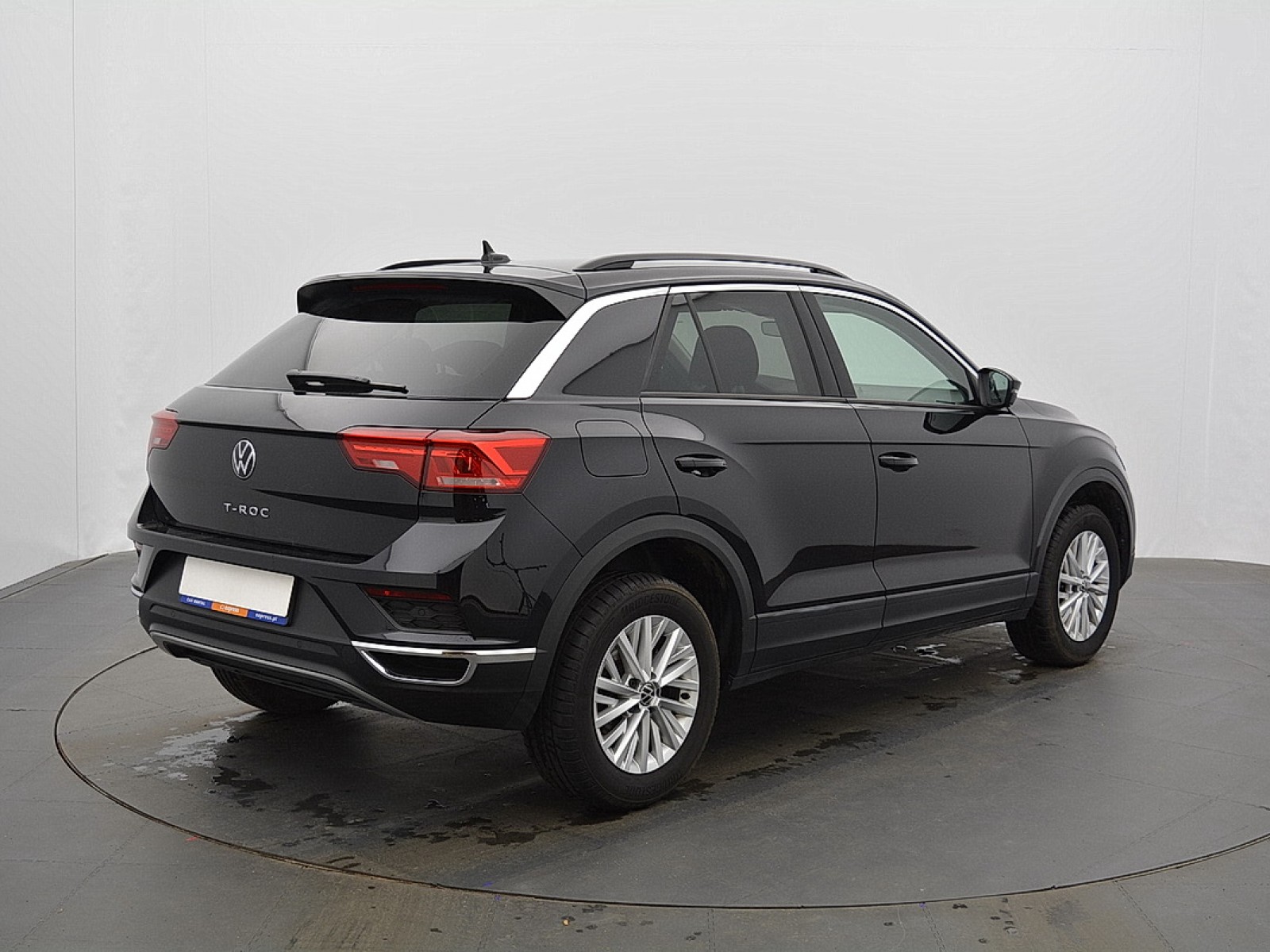 VOLKSWAGEN - T-ROC - #169411 - 1