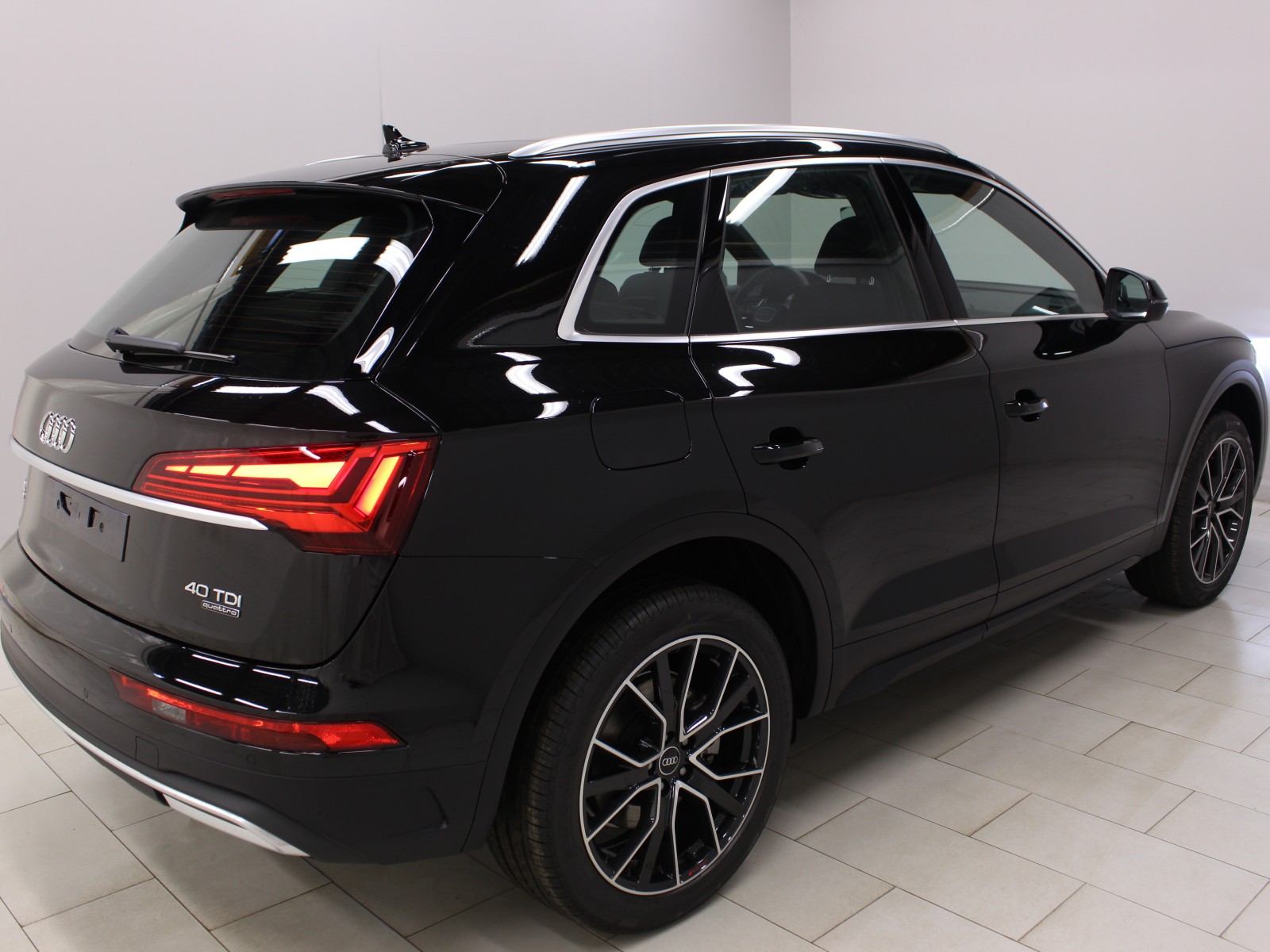 AUDI - Q5  - #168760 - 1