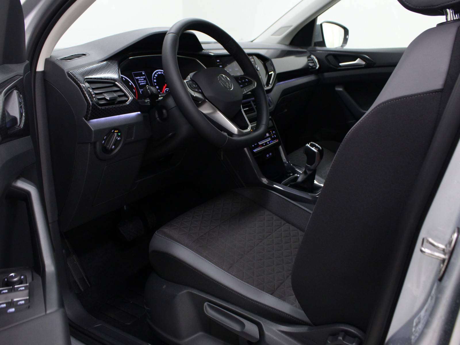 VOLKSWAGEN - T-CROSS - #170347 - 3