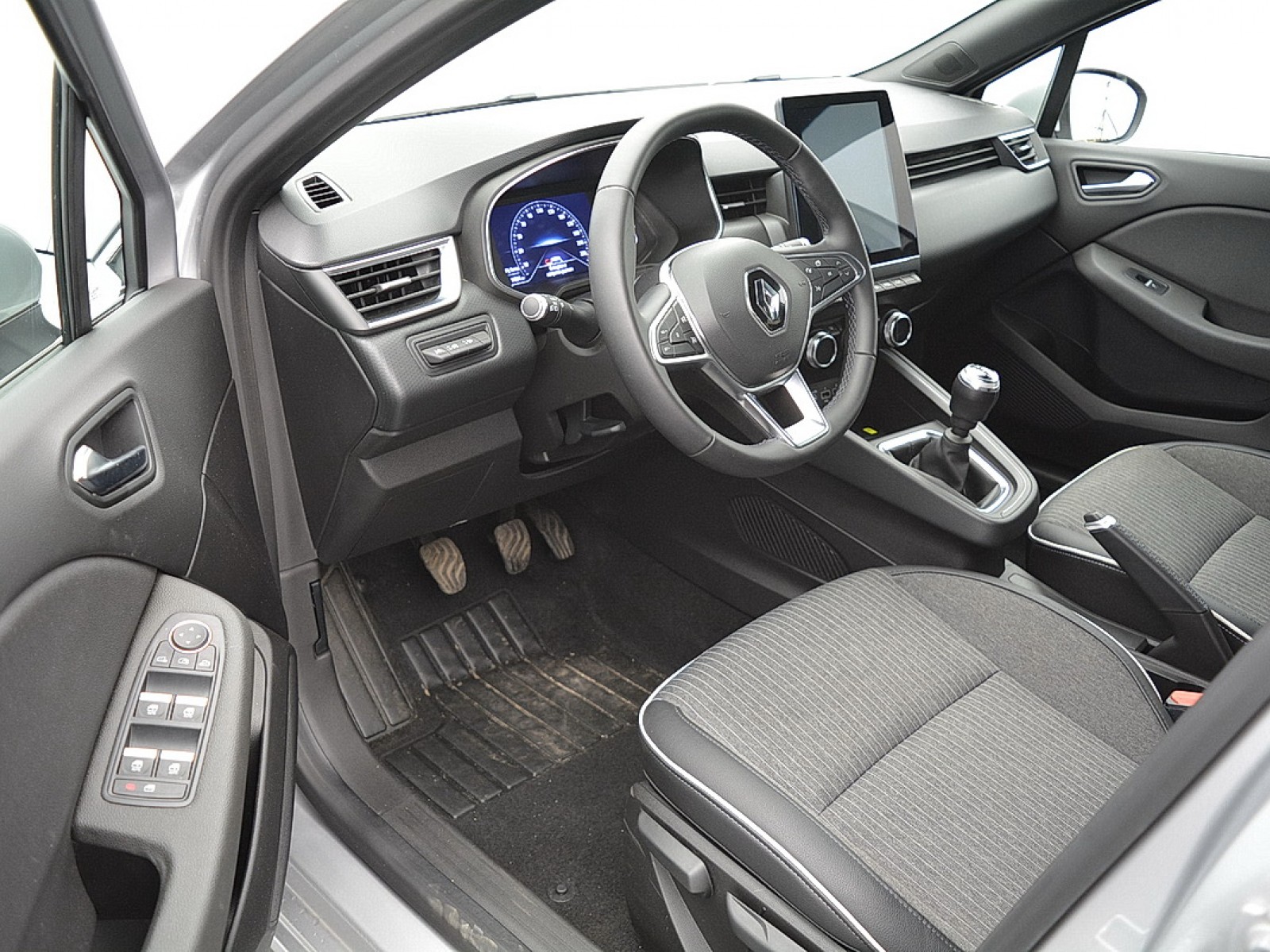 RENAULT - CLIO V - #166180 - 3