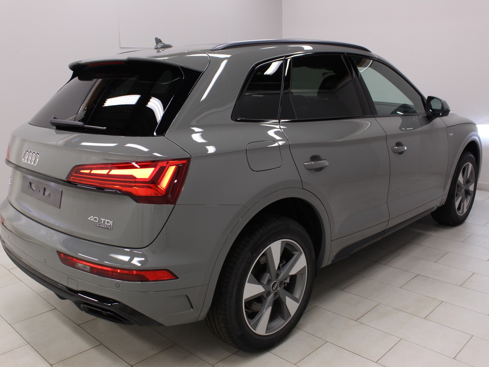 AUDI - Q5 - #174734 - 1