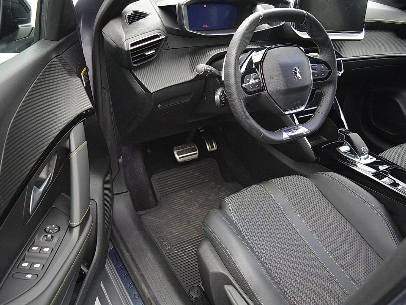 PEUGEOT - 208 - #163835 - 3