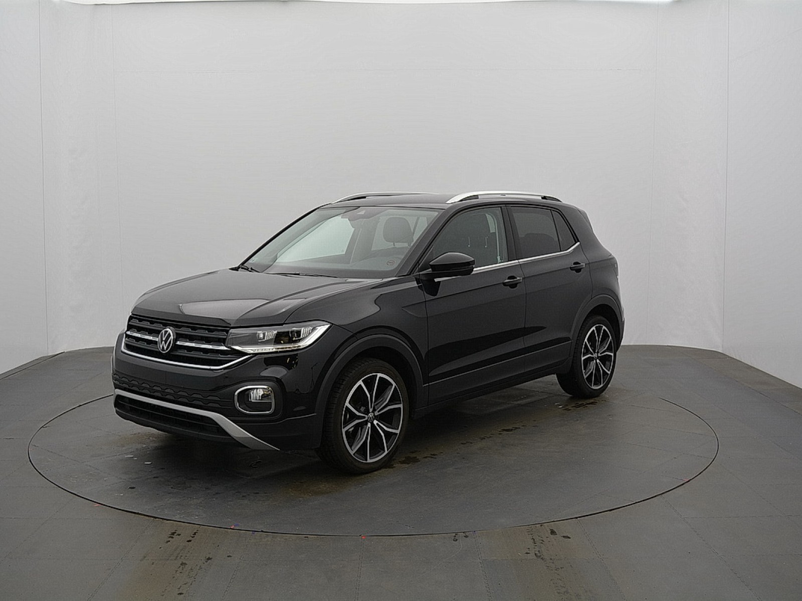 VOLKSWAGEN - T-CROSS - #165155 - 0