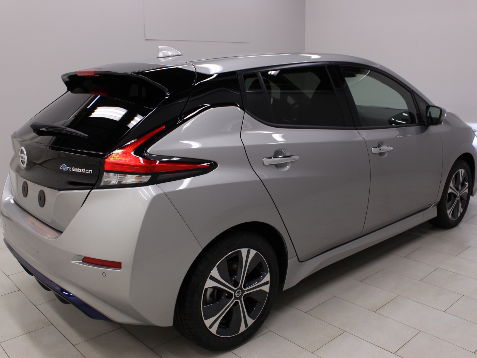NISSAN - LEAF 2021 - #175117 - 1