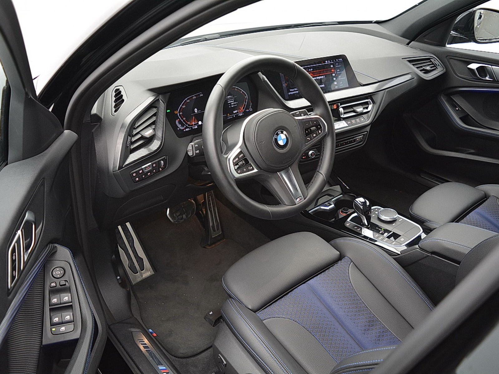 BMW - SERIE 1 F40 - #169145 - 3