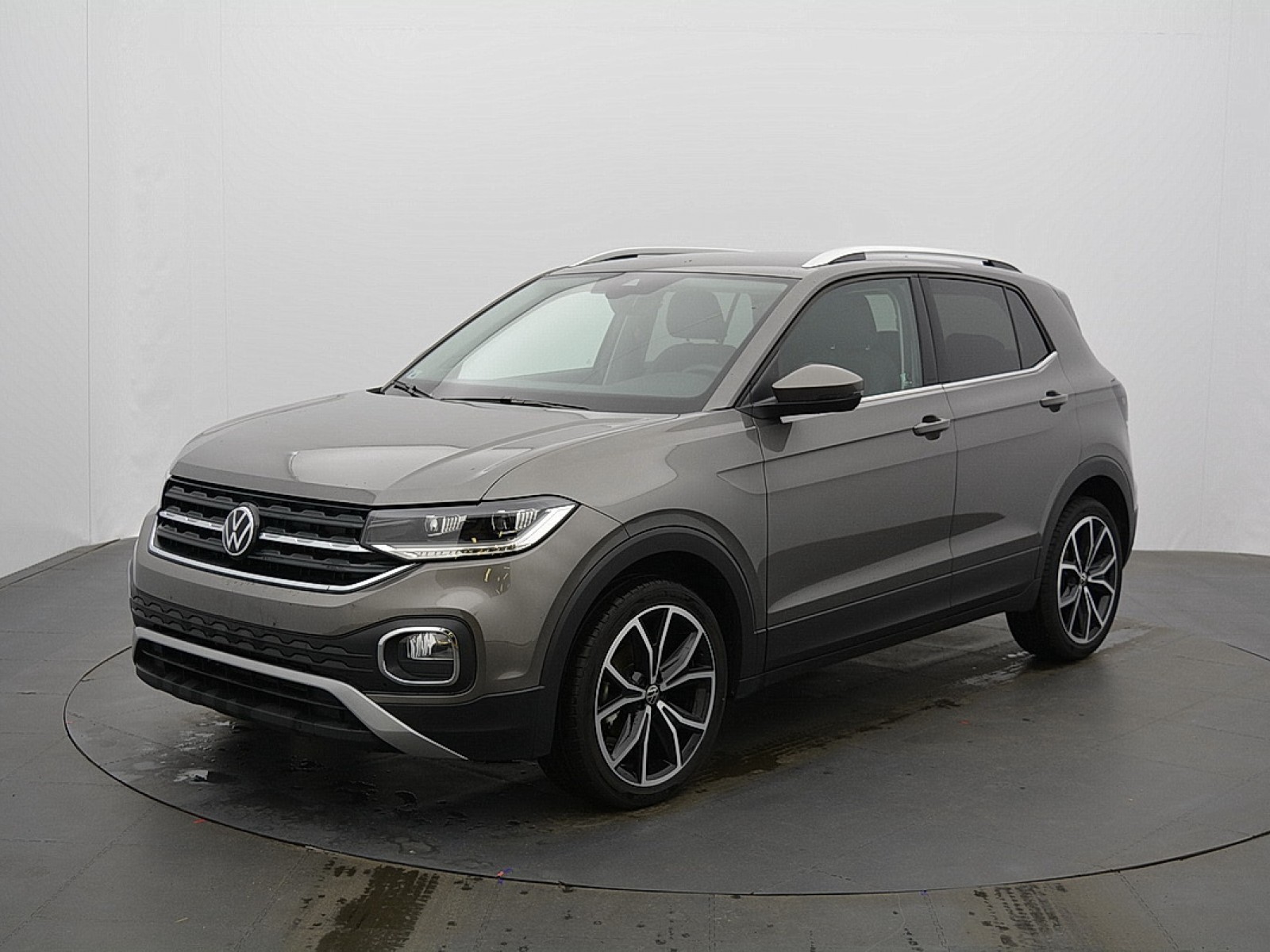 VOLKSWAGEN - T-CROSS - #165175 - 0