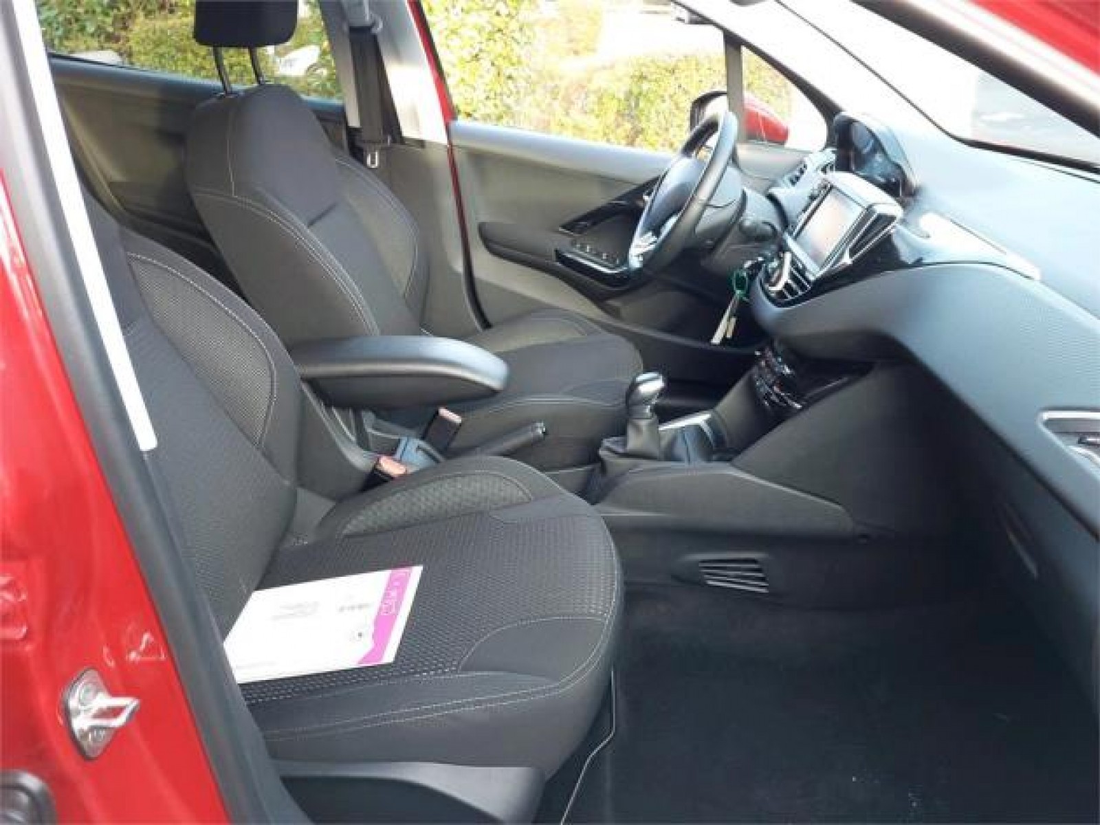 PEUGEOT - 208 - #175655 - 4