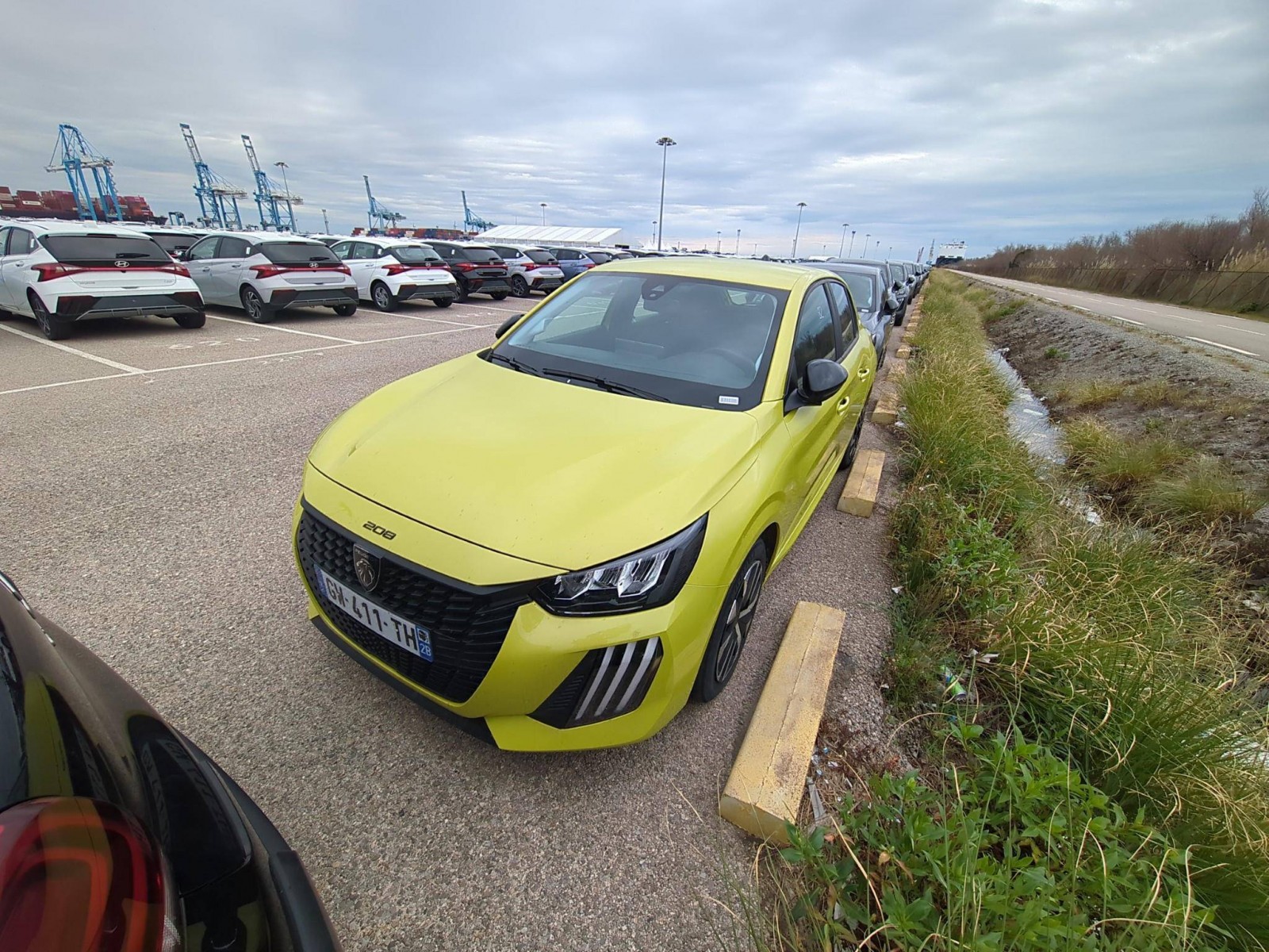 PEUGEOT - 208 - #711576 - 0
