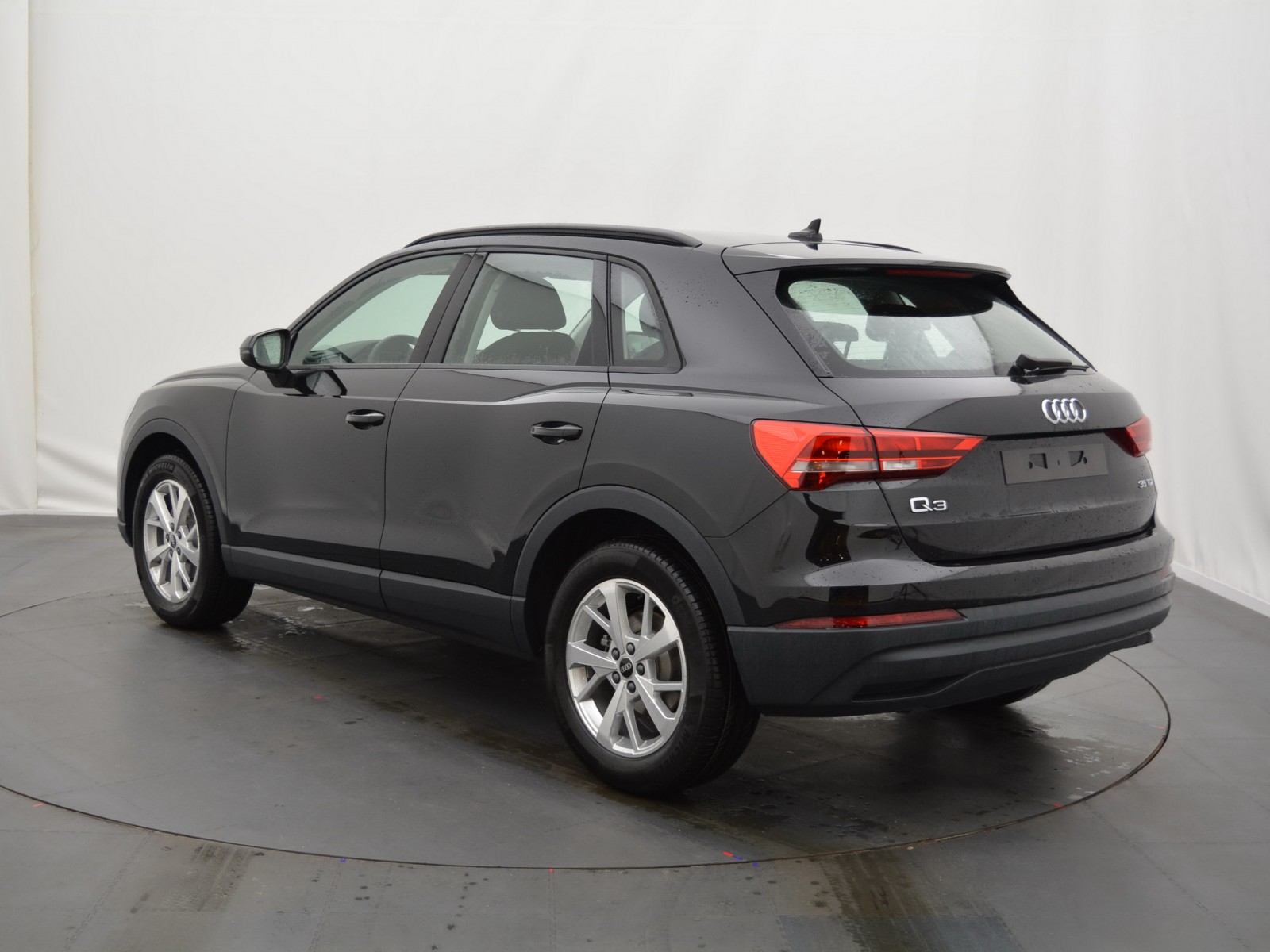 AUDI - Q3 - #171442 - 1