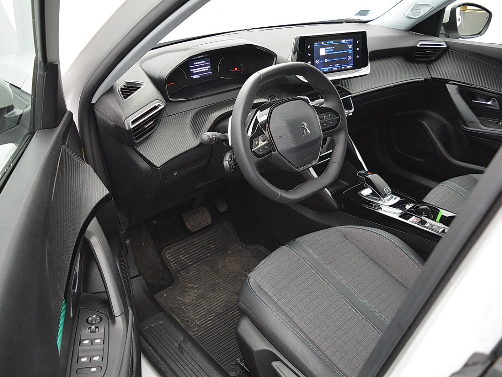 PEUGEOT - 2008 - #164022 - 3