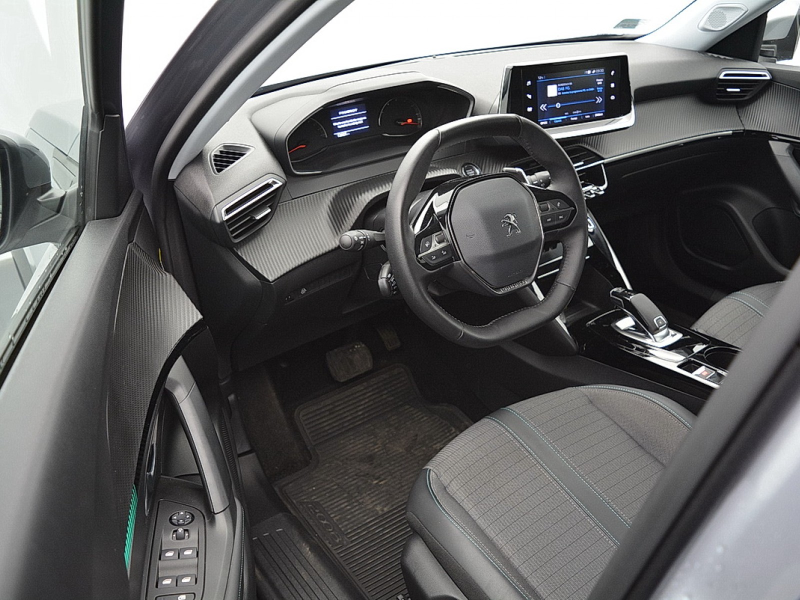 PEUGEOT - 2008 - #163356 - 3