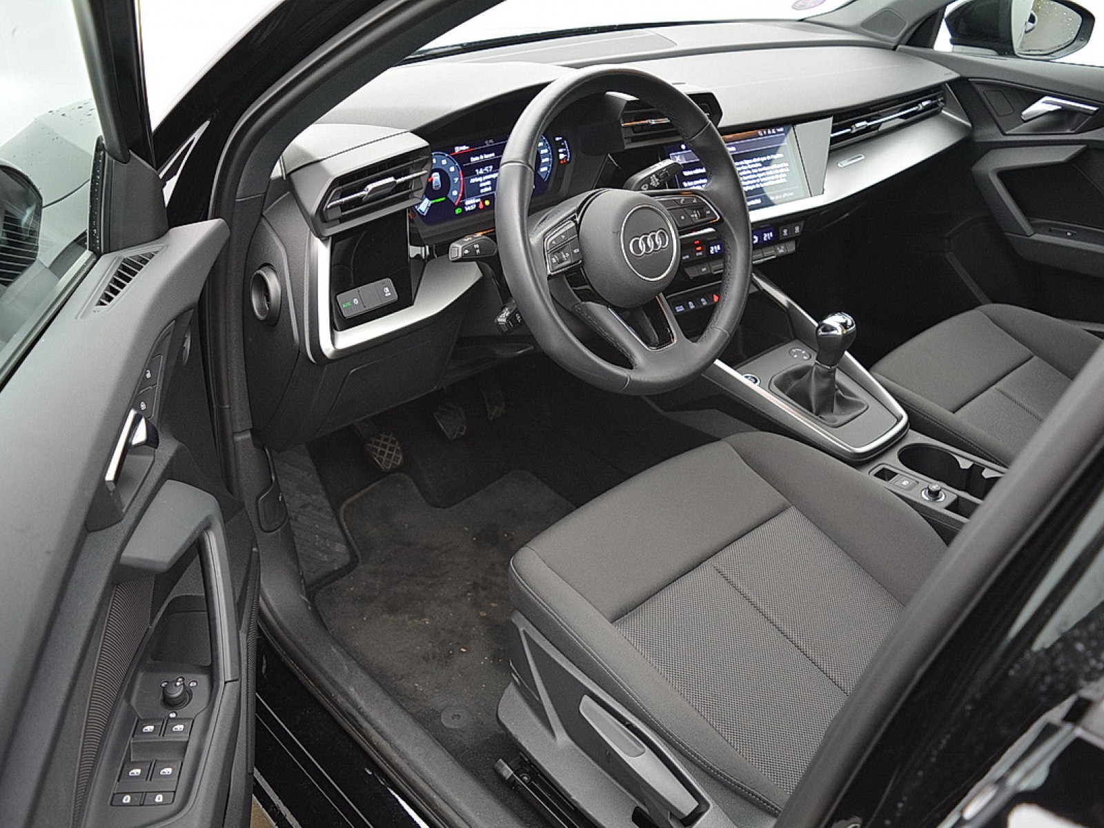 AUDI - A3 SPORTBACK - #175447 - 3