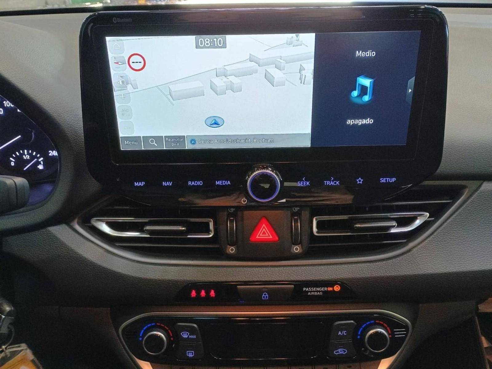 HYUNDAI - i30 - #720649 - 6