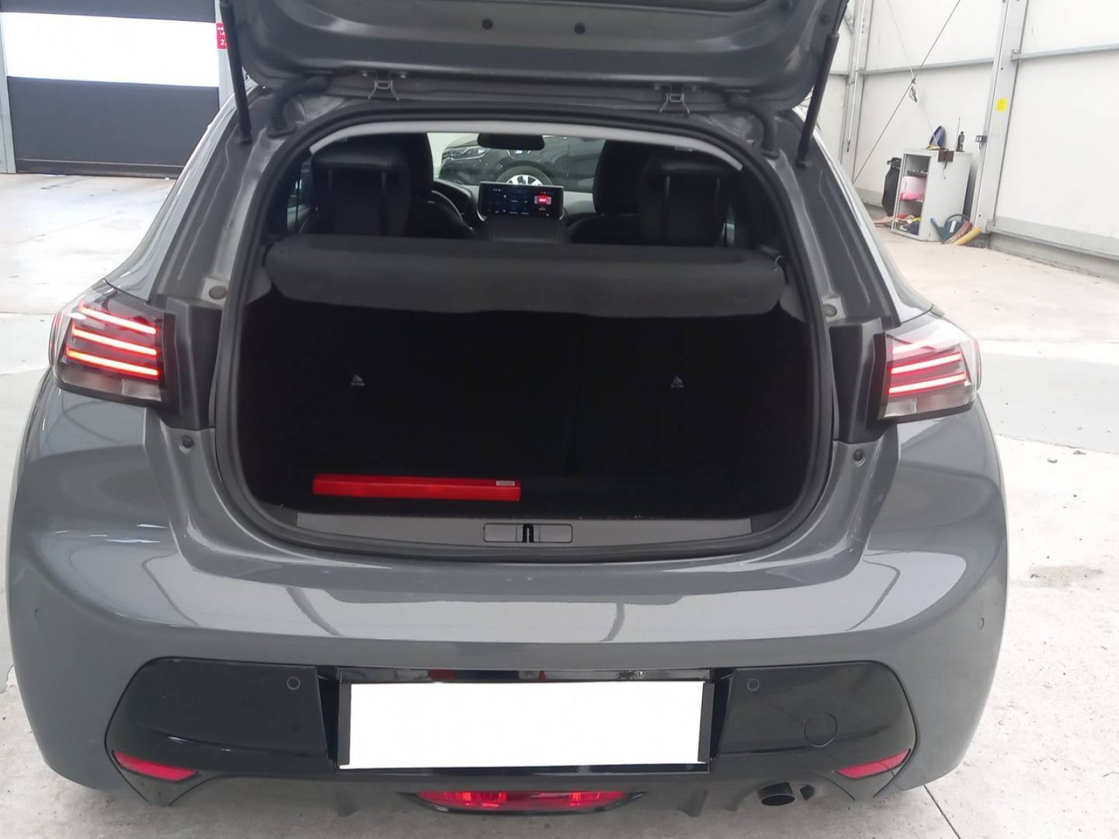PEUGEOT - 208 - #711441 - 7