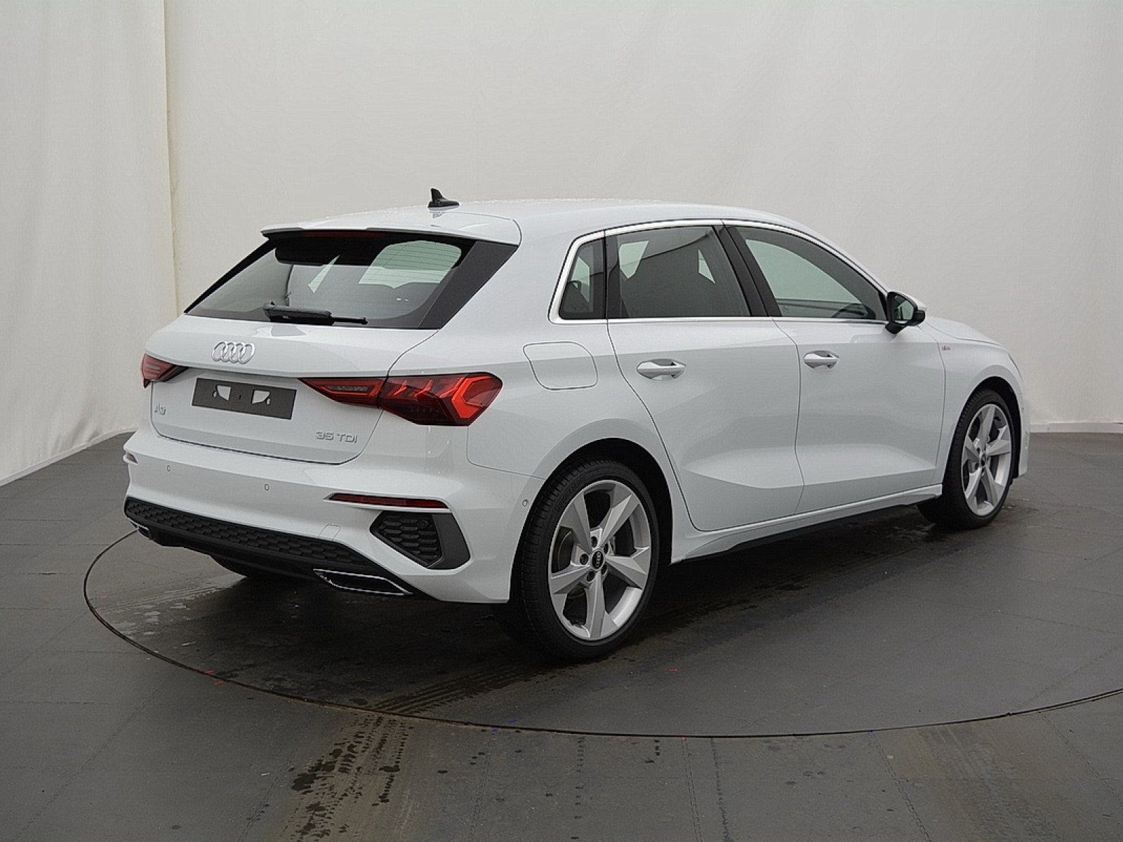 AUDI - A3 SPORTBACK - #175671 - 1