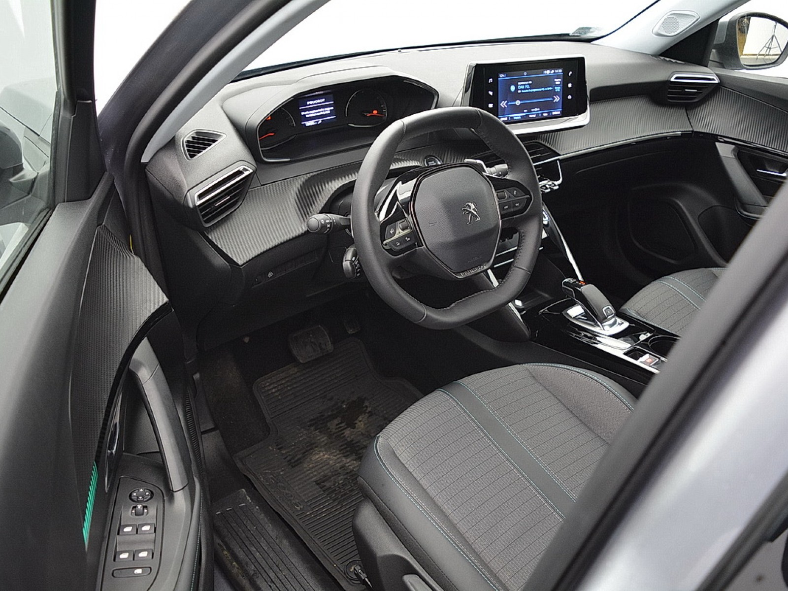 PEUGEOT - 2008 - #163892 - 3