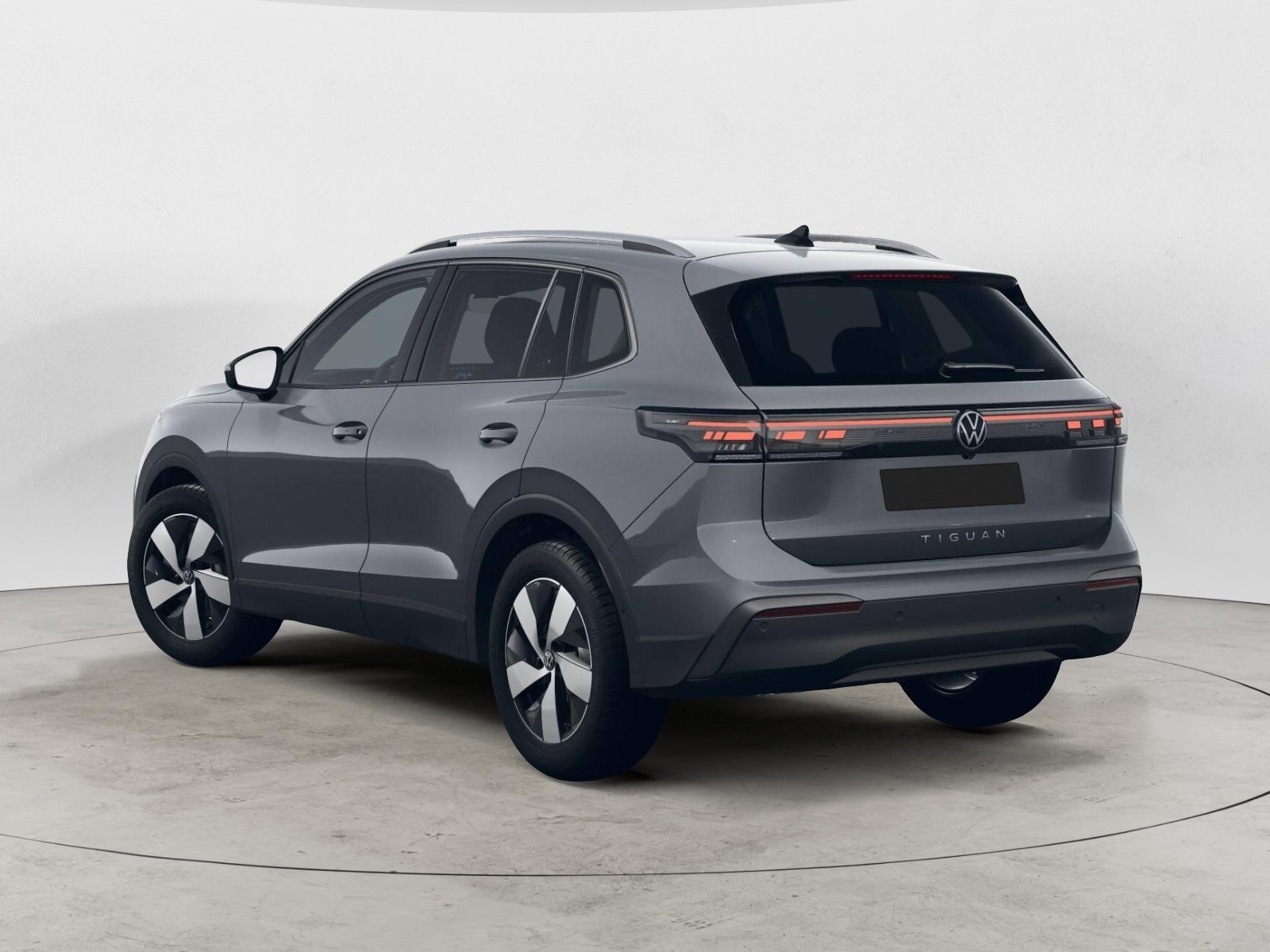 VOLKSWAGEN - TIGUAN - #726429 - 1