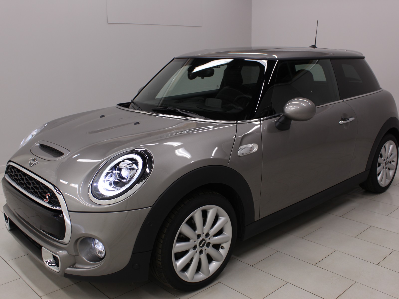 MINI - MINI F56 LCI - #176275 - 0