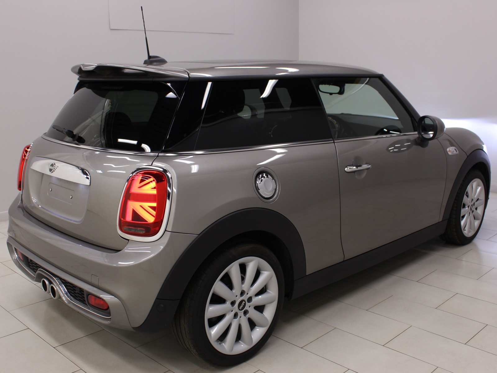 MINI - MINI F56 LCI - #176275 - 1