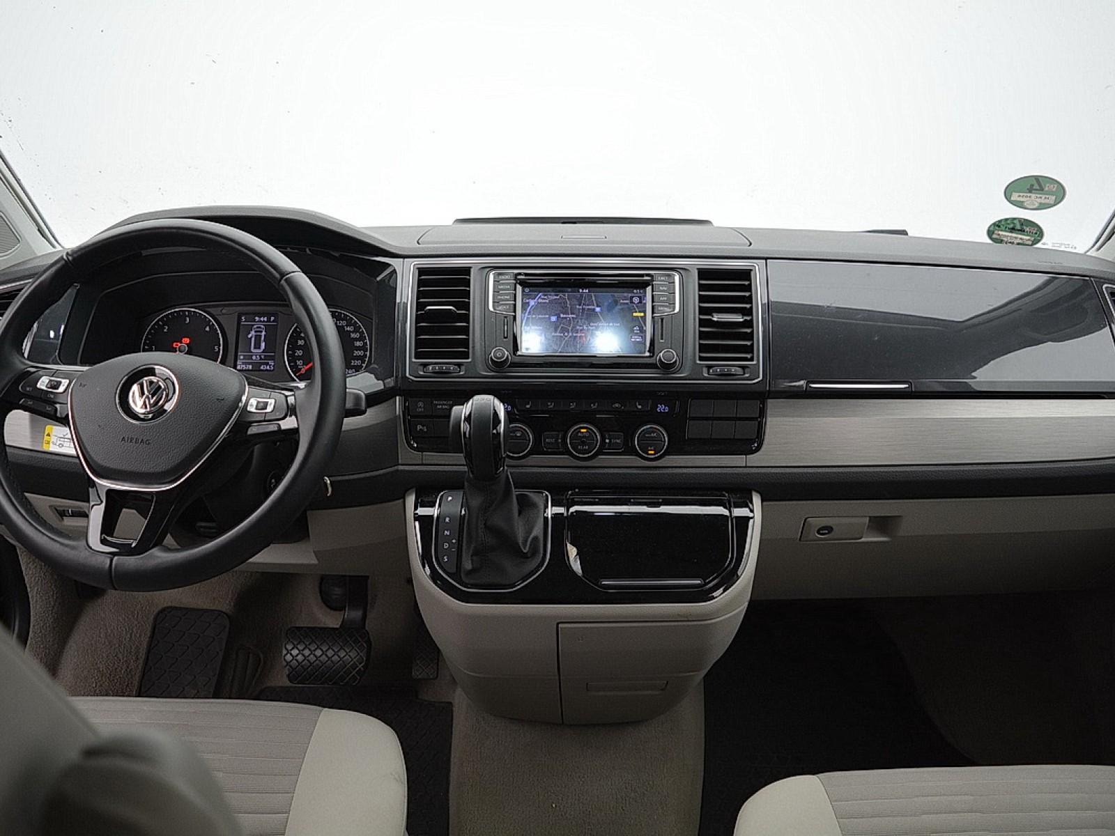VOLKSWAGEN - CALIFORNIA 6.1 - #175786 - 5