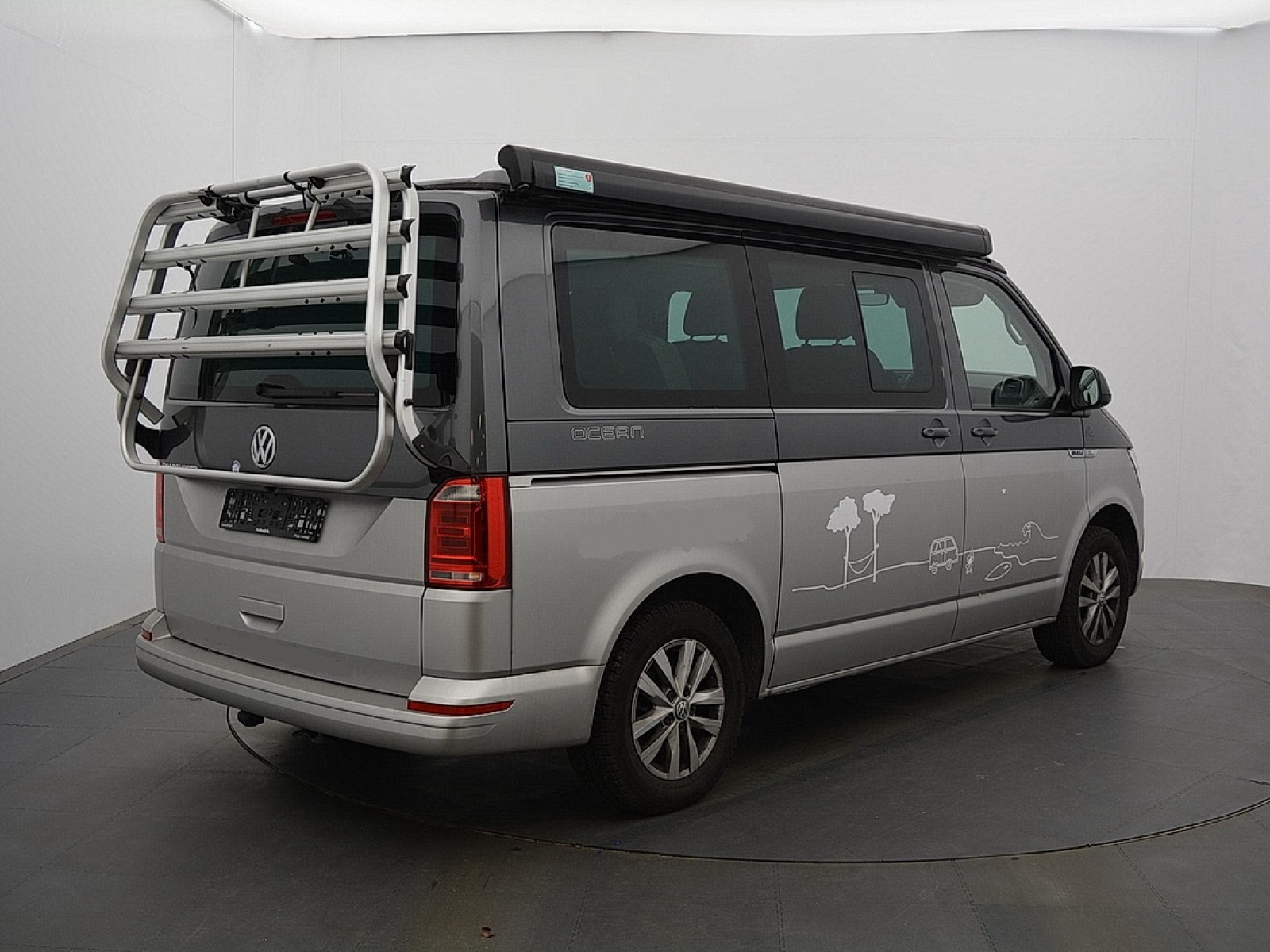 VOLKSWAGEN - CALIFORNIA 6.1 - #175786 - 1