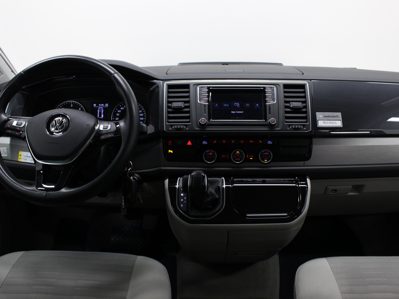 VOLKSWAGEN - CALIFORNIA - #175814 - 6