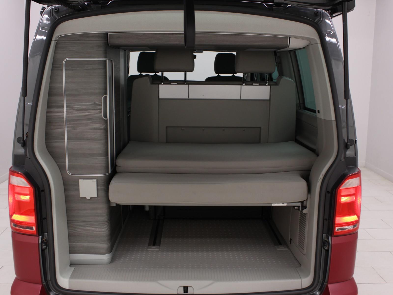 VOLKSWAGEN - CALIFORNIA - #175814 - 7
