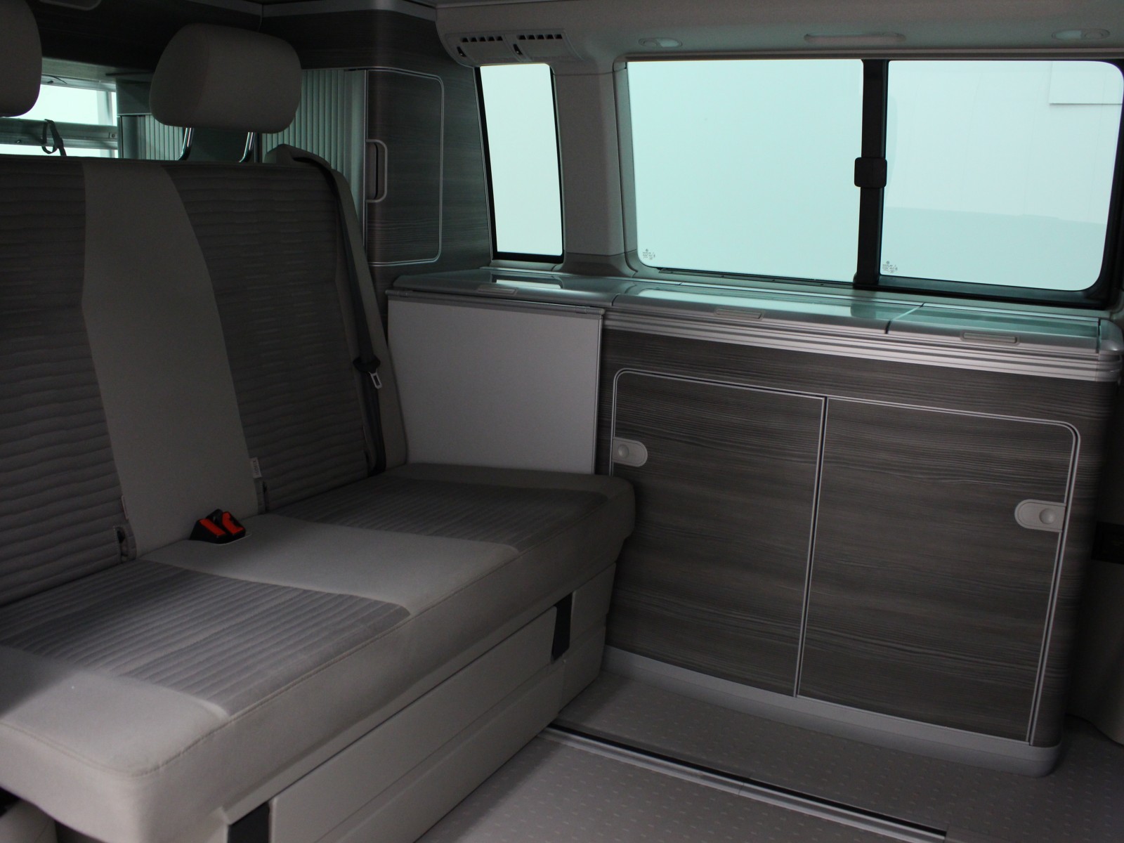 VOLKSWAGEN - CALIFORNIA - #175814 - 5