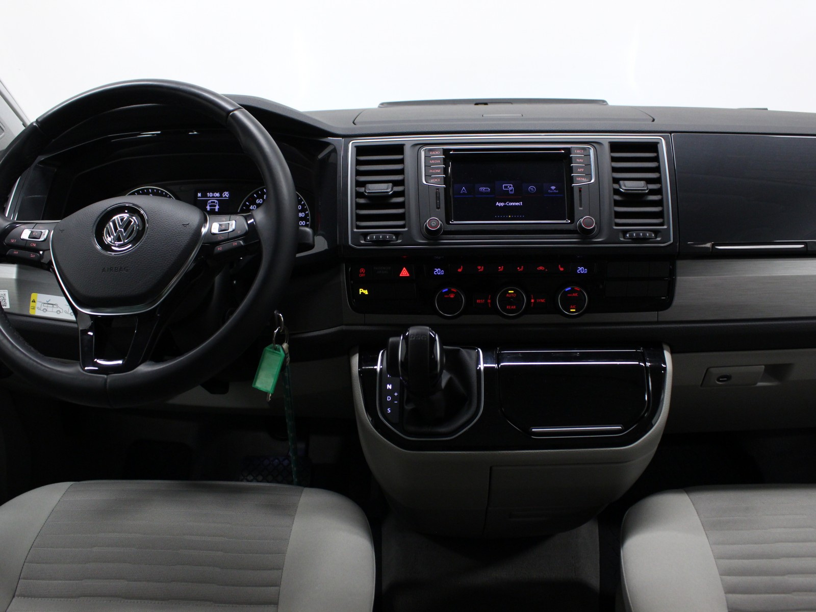 VOLKSWAGEN - CALIFORNIA 6.1 - #175810 - 6