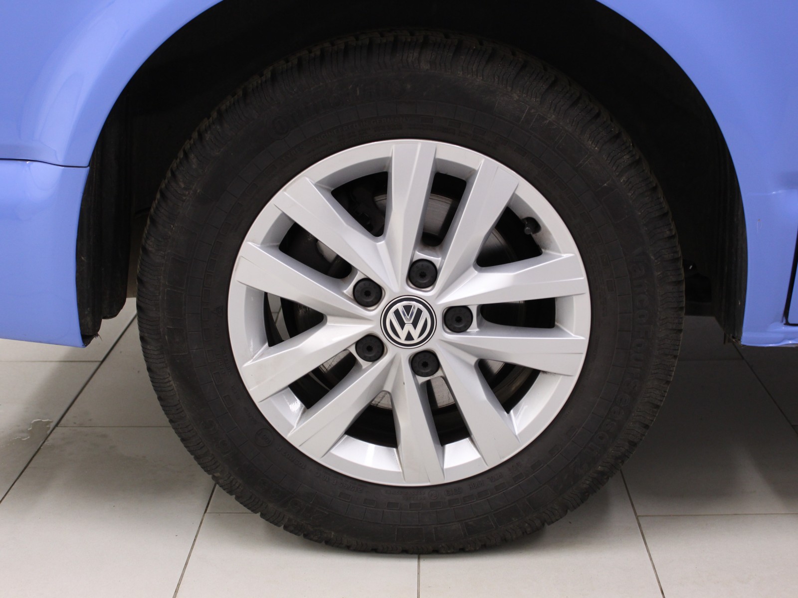 VOLKSWAGEN - CALIFORNIA 6.1 - #175813 - 3