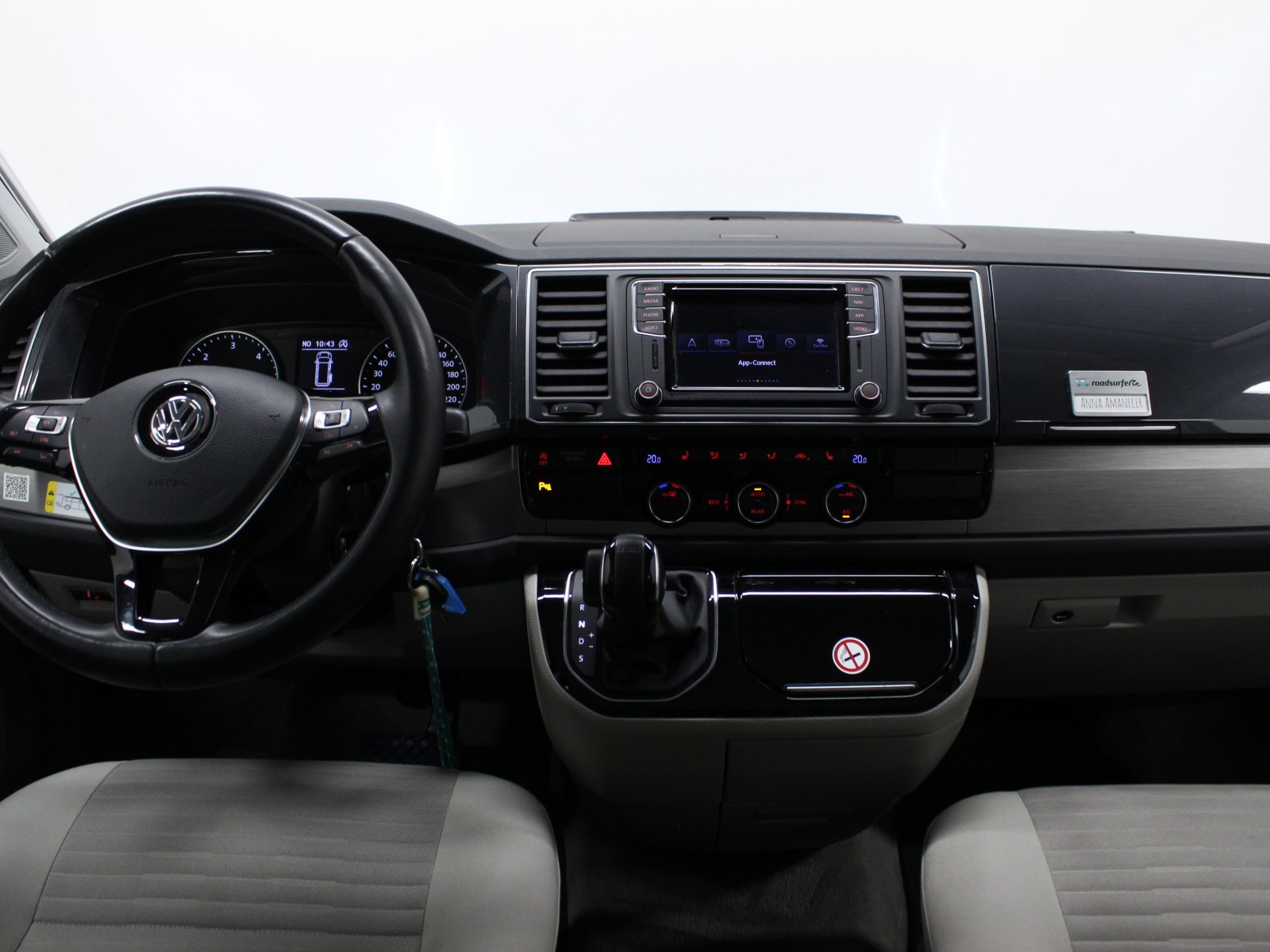 VOLKSWAGEN - CALIFORNIA 6.1 - #175813 - 6