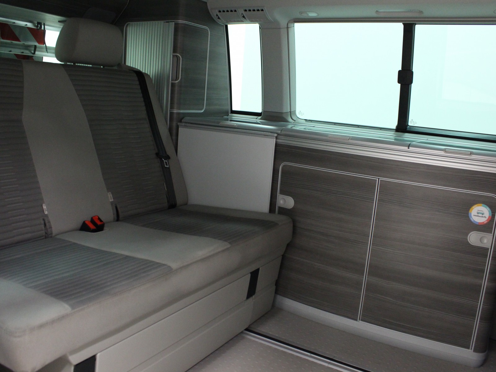 VOLKSWAGEN - CALIFORNIA 6.1 - #175288 - 5