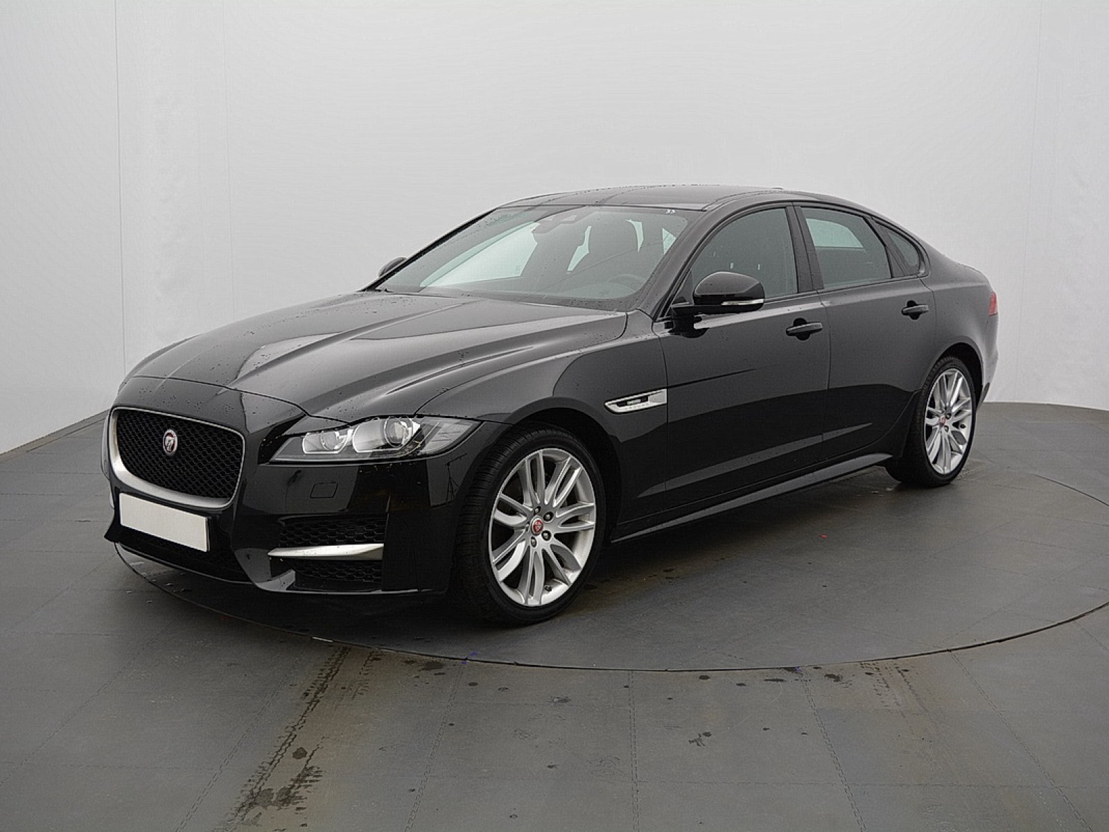 JAGUAR - XF - #176108 - 0