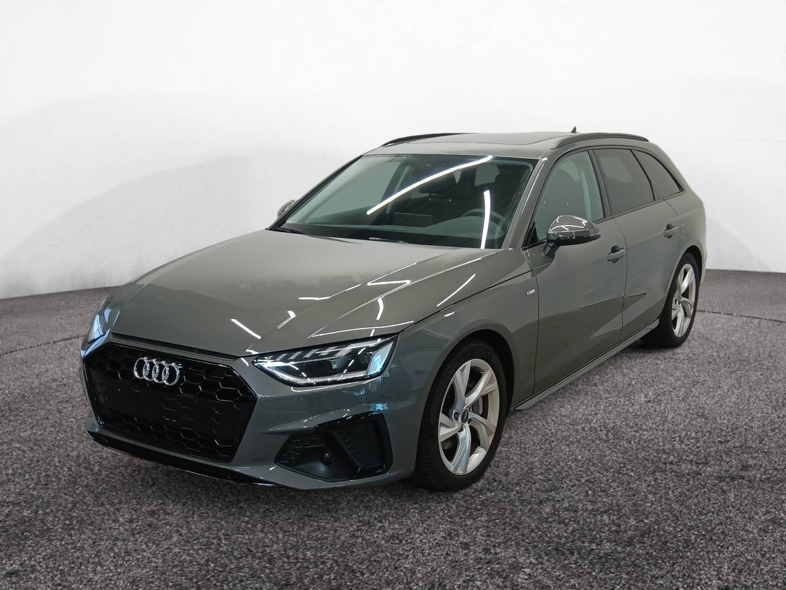 AUDI - A4 AVANT - #673017 - 0