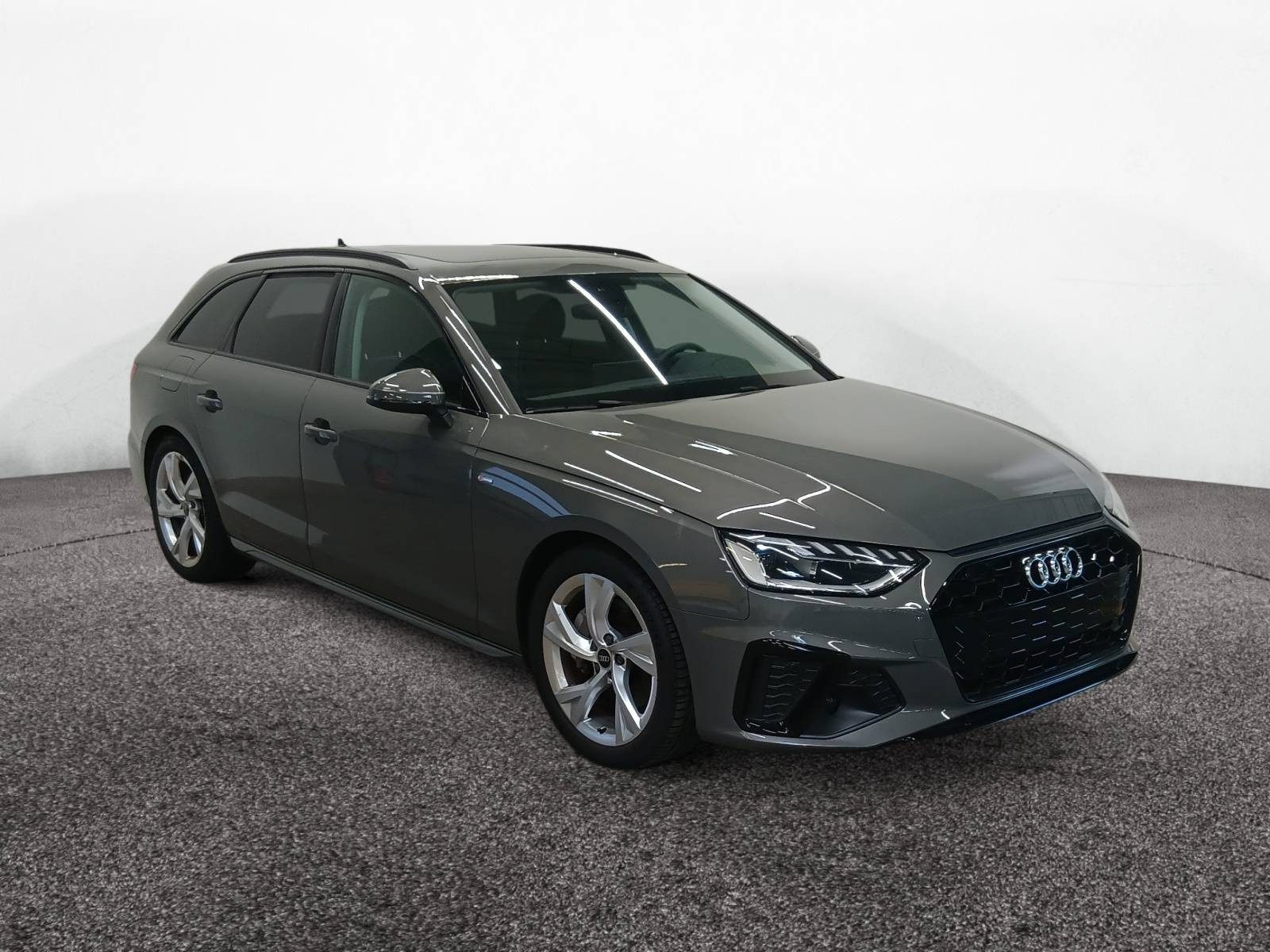 AUDI - A4 AVANT - #673017 - 1