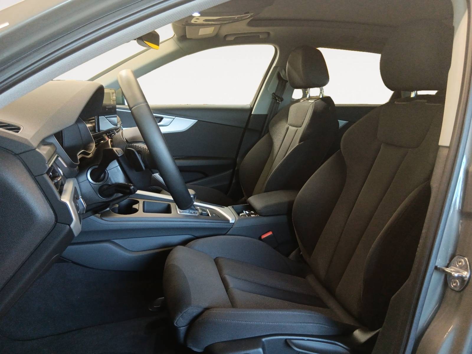 AUDI - A4 AVANT - #673017 - 7
